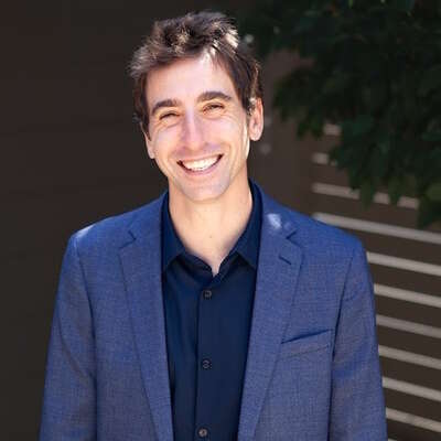 Alex Schneps