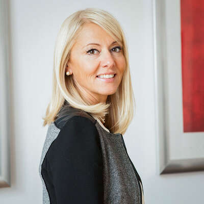 Laura Zolla